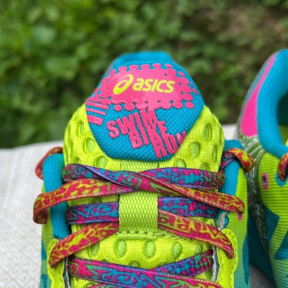 {ASICS} Gel-Noosa Tri 9 Road-Running Shoes - Picture 8 of 15